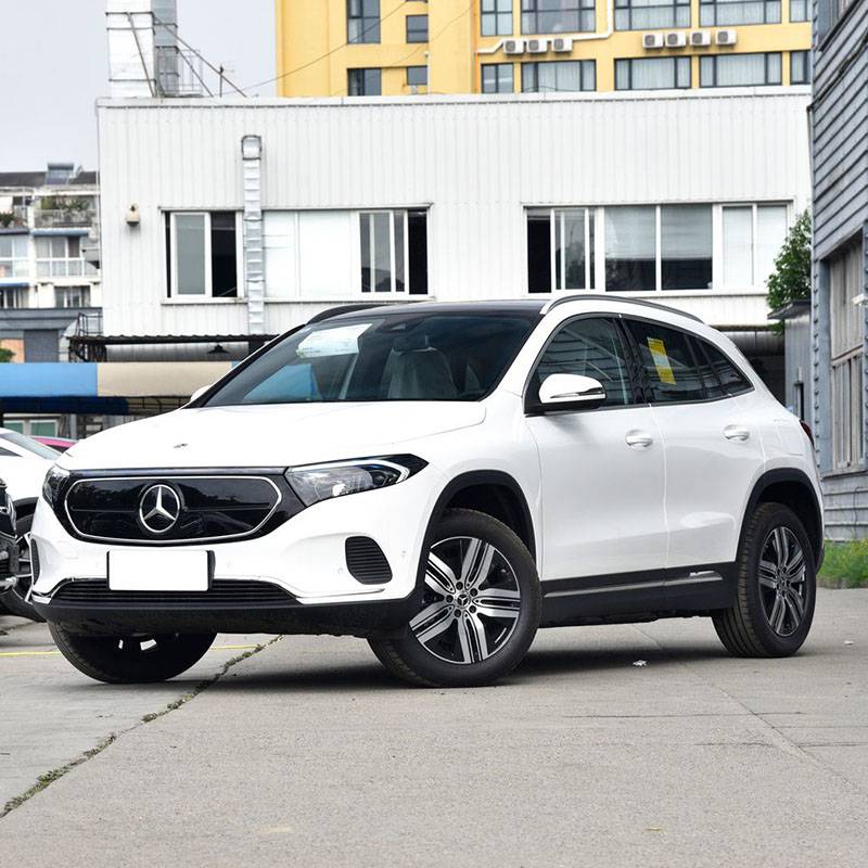 SUV Mercedes salta